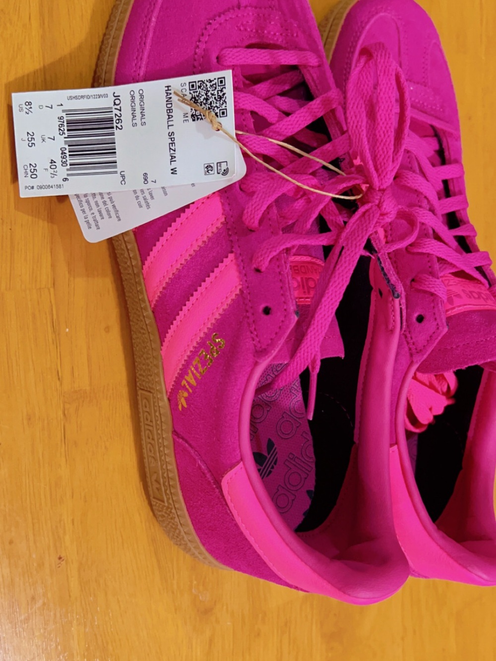 adidas sambas Spezial Suede Sneakers in Fuchsia and Neon Pink - Picture 3 of 5